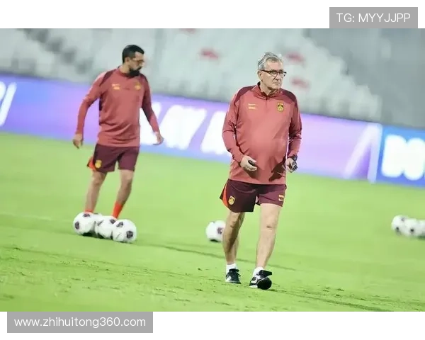 足球明星齐聚一堂打造最强阵容谁能成为传奇球队的核心球员