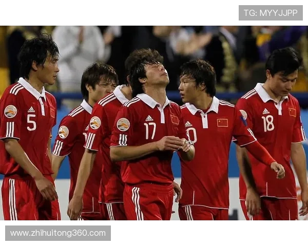 广州足球队的反击革新之路：从战术调整到团队协作的全面升级