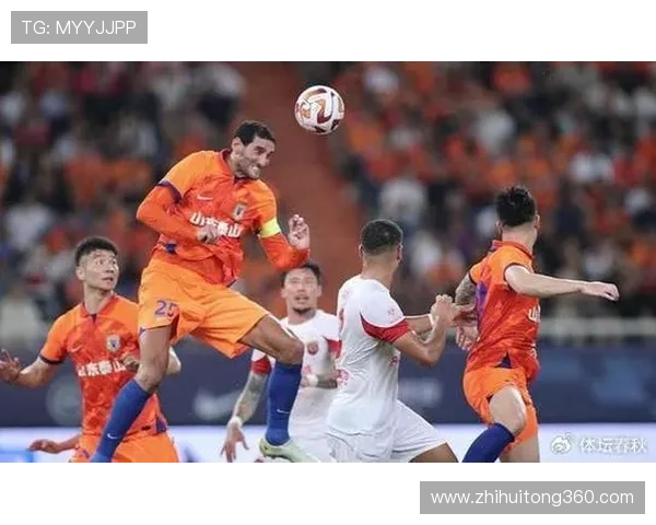 重庆篮球队战术选择引发热议球迷与专家各执己见的背后故事